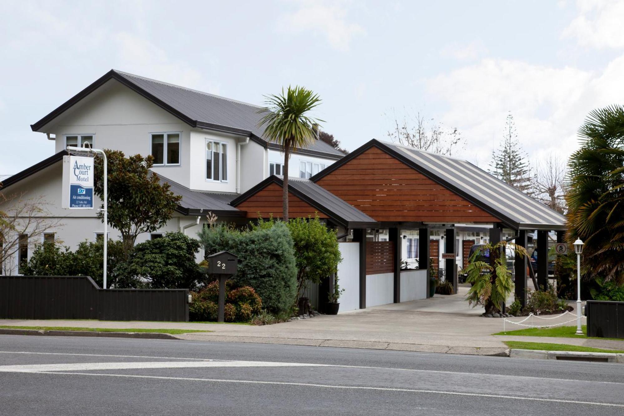 פקטאני Amber Court Motel מראה חיצוני תמונה