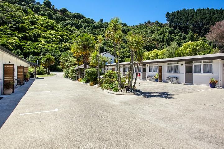 פקטאני Amber Court Motel מראה חיצוני תמונה