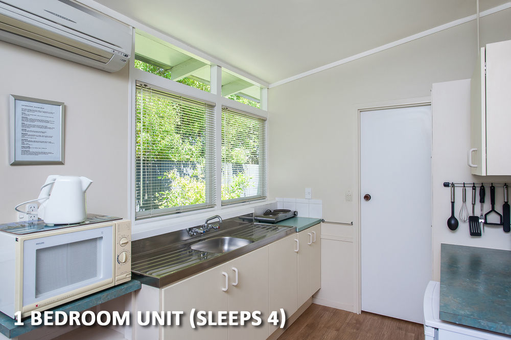פקטאני Amber Court Motel מראה חיצוני תמונה