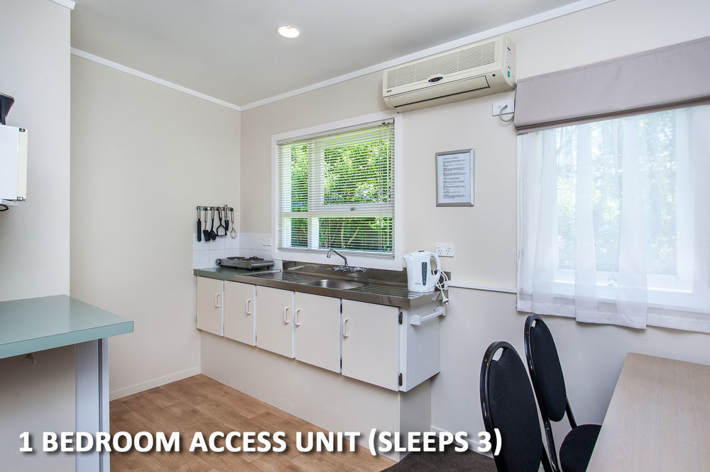פקטאני Amber Court Motel מראה חיצוני תמונה